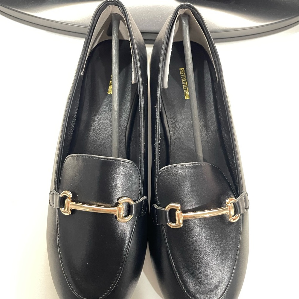 Black round toe chain loafers (PRETTY LITTLE THING)